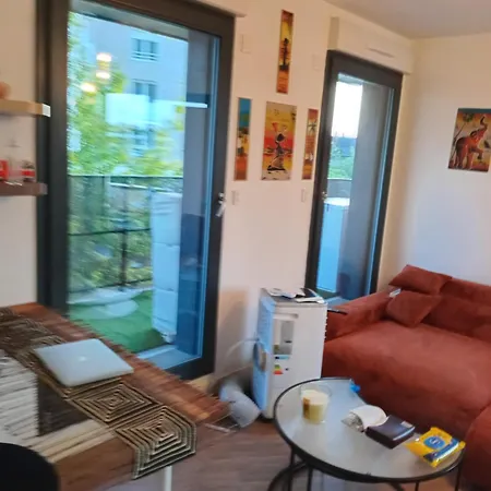 Pesseu Aparthotel